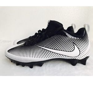 Boys Nike Vapor Sports Cleats Size 6 black & white